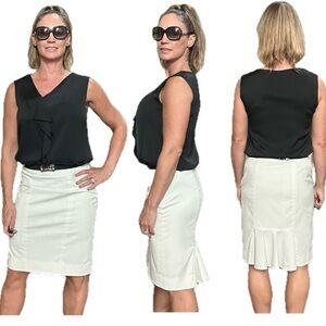 WHBM White House Black Market ivory white pencil skirt back pleated 6 business
